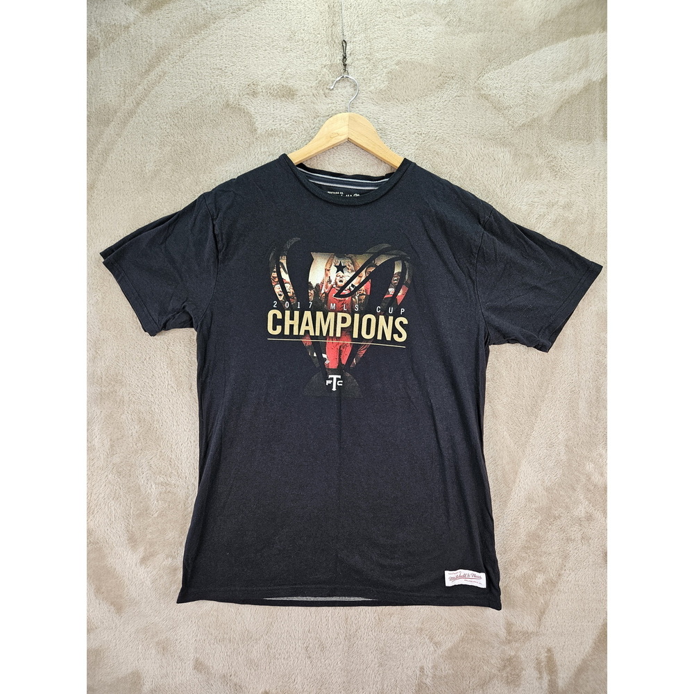 Mitchell & Ness Toronto FC 2017 MLS Cup Champions T-shirt Philip F. Anschutz